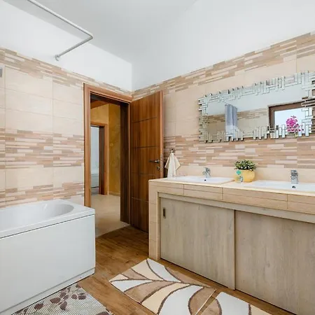 Palazzon Nova Vas -villanova *